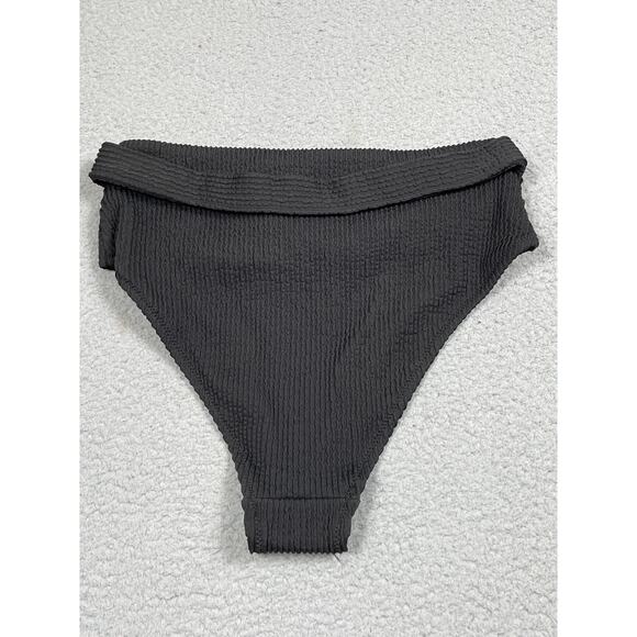 H&M Womens 2-Piece Black Bikini Top Size 34C Bottoms Size 4 - Picture 9 of 9